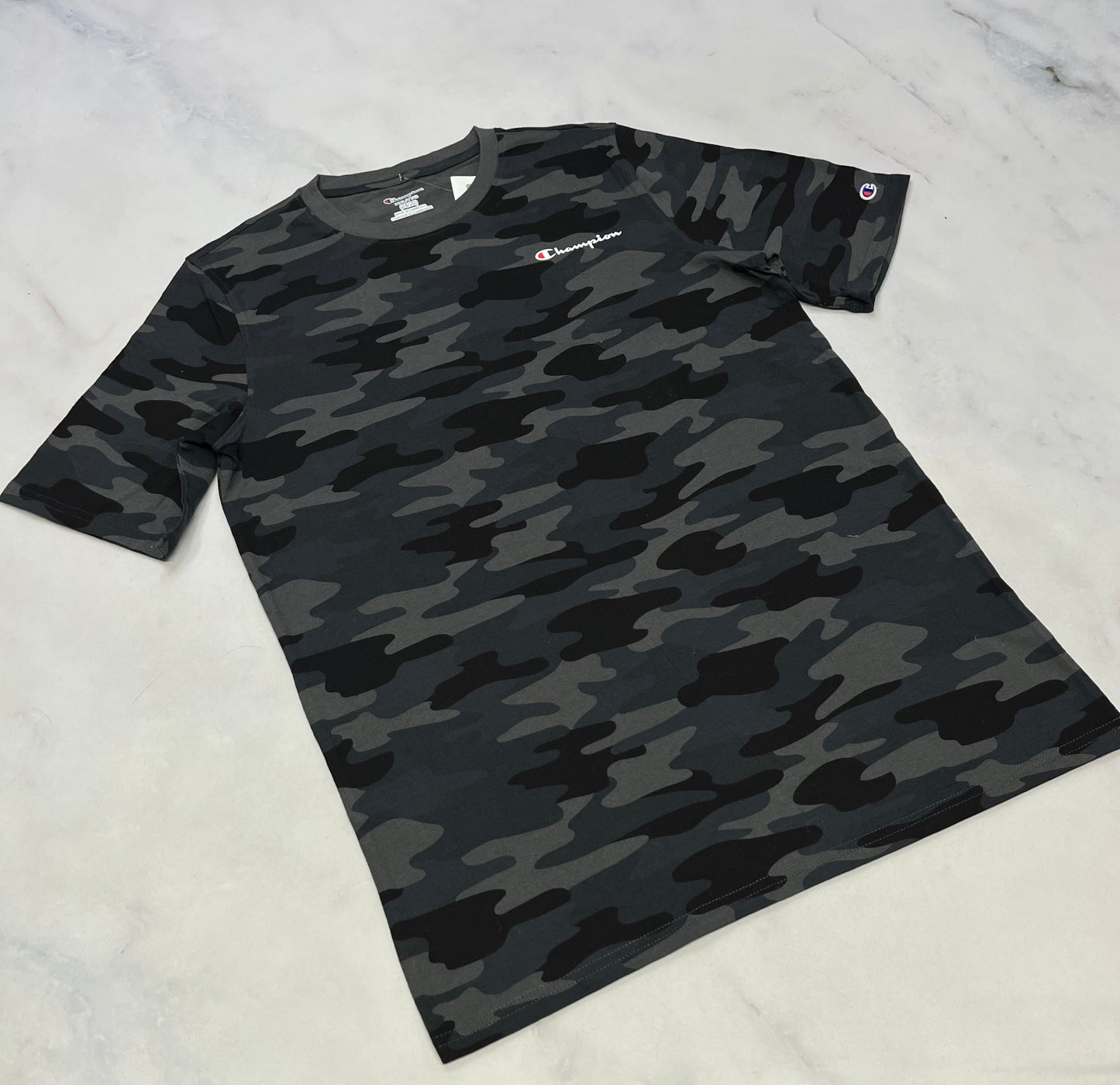 Champion : Manche courte neuf ! 18-20 neuf !