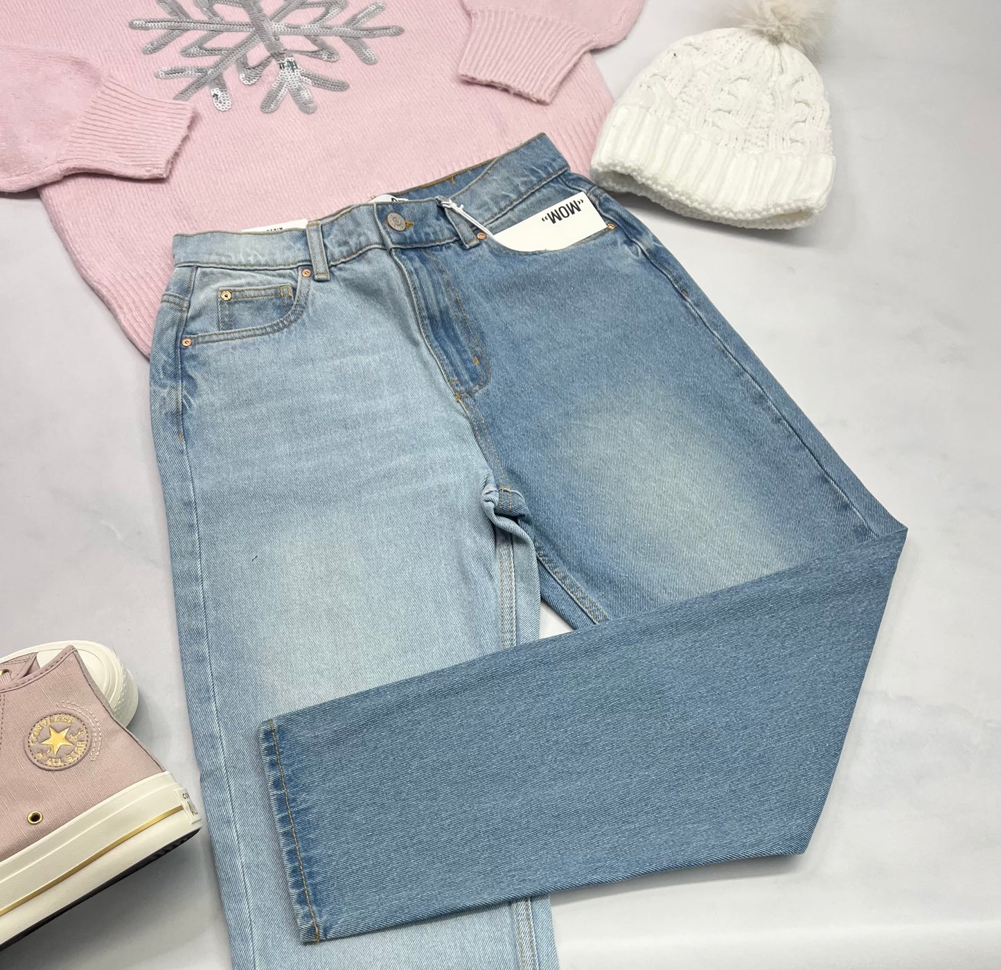 ❄️ MOM jeans : 2 tons neuve ! 5 ans femme ( small) neuve .