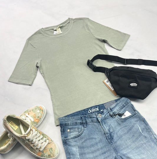 🌴 Manche courte : soft stretch vert tendre fait XS/ femme neuf !