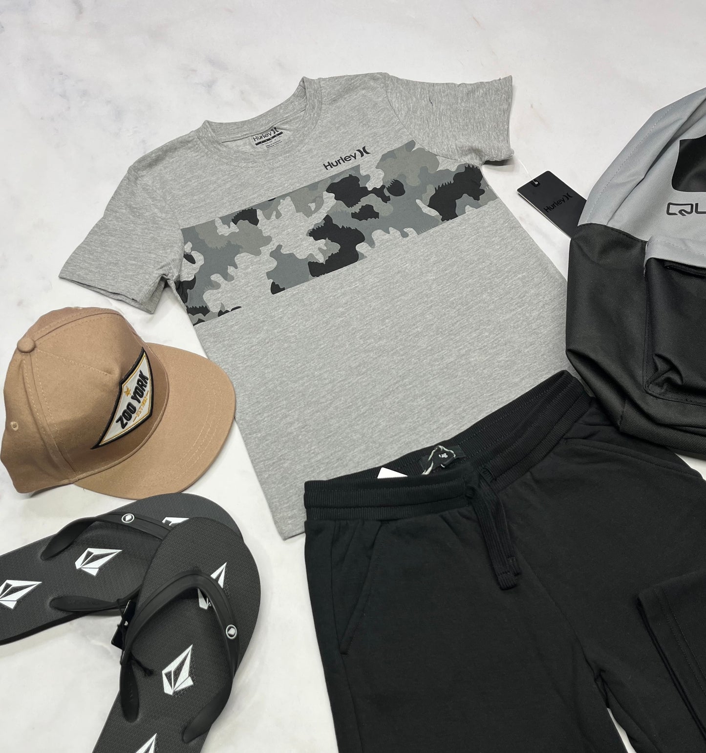 🛹 T-Shirt : Hurley 6(+5-6 ans )garçon neuf !