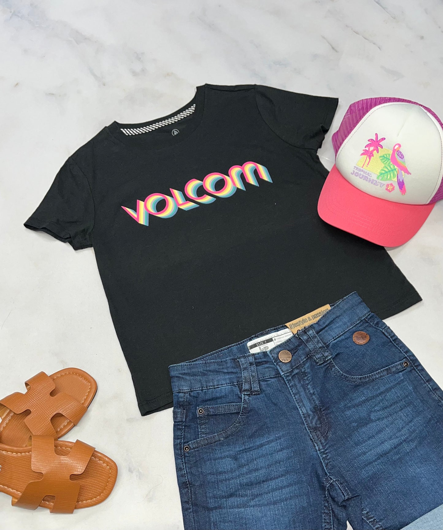 🌴 SOLDE Volcom : Manche courte soft confo ! Fait 6X fille neuf mais ombrage flou d’impression .