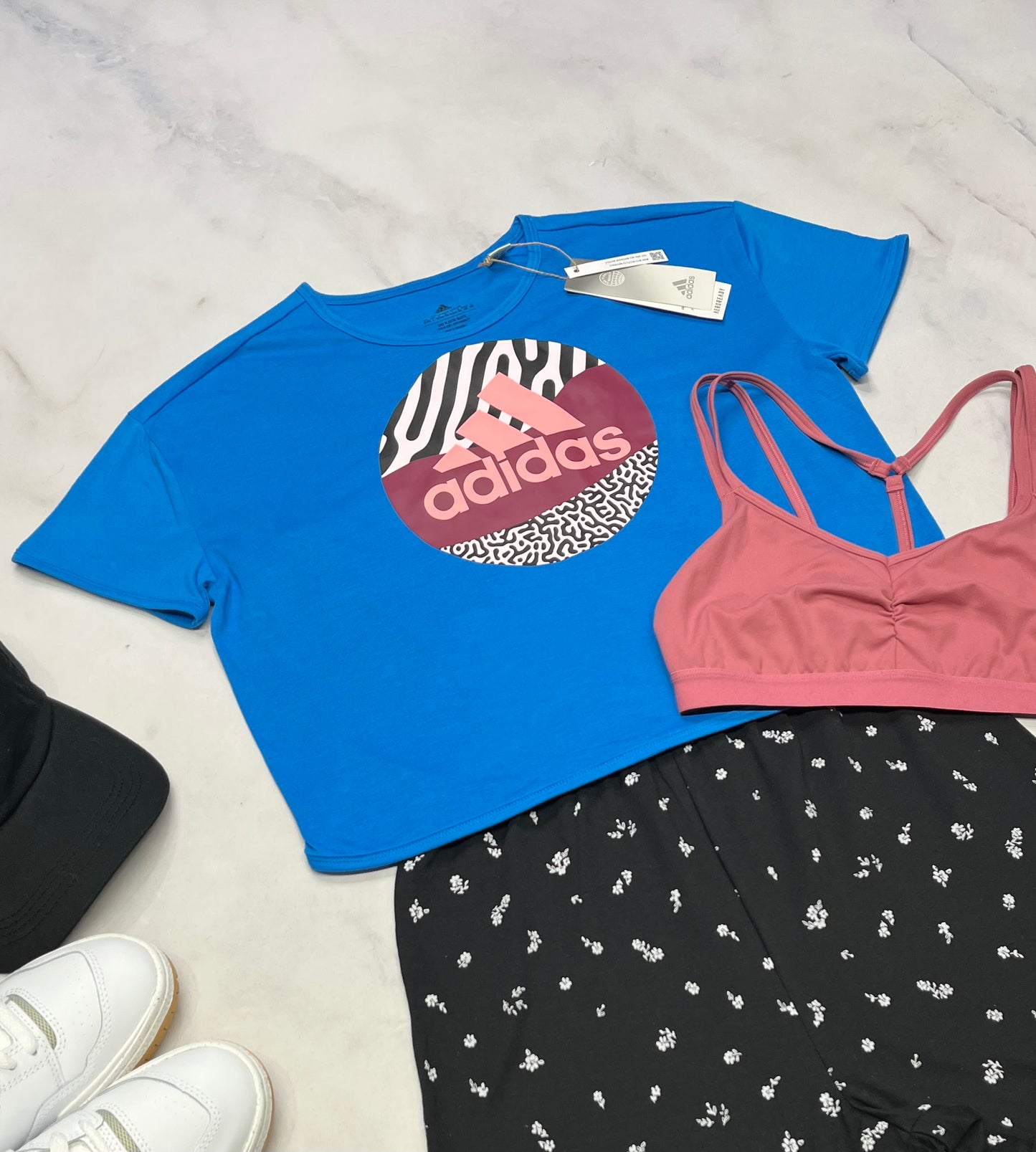 😍 Manche courte : Adidas look écourté 13-14 ans fille neuf !