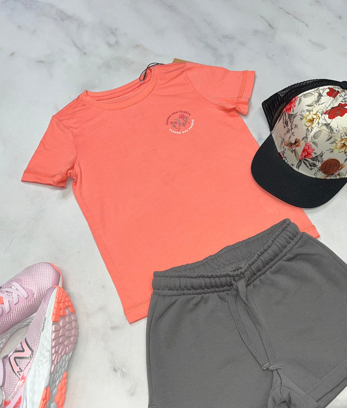 🌿 Manche courte : Black Mountain corail . 5 ans fille neuf ! Logo au dos superbe .