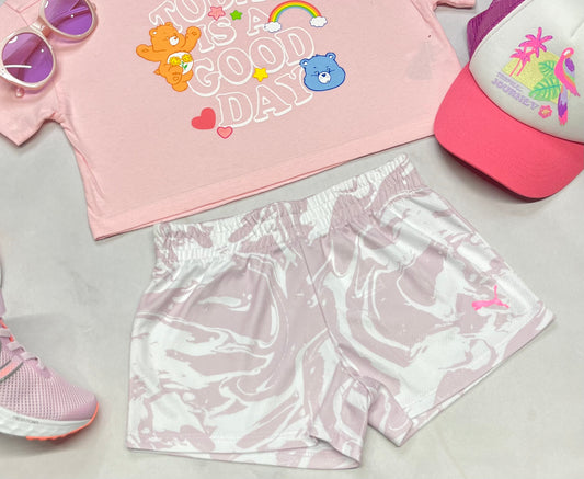 😍 Short : Puma en tissu de sport souple qui ne décolore pas . 6 ans fille neuve !