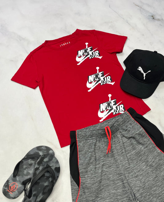 💫 Manche courte : Nike en coton + 7 ans usagé bon état .