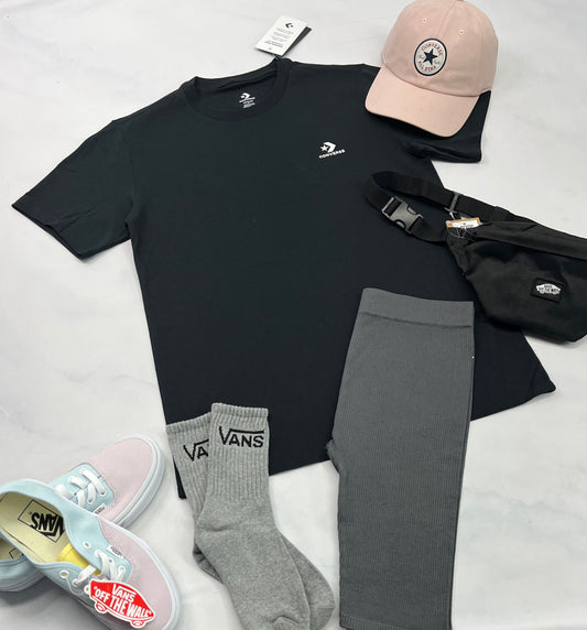 🌸 T-Shirt : Converse Small femme look Over size coupe Boyfriends pour porter avec un cuissard .