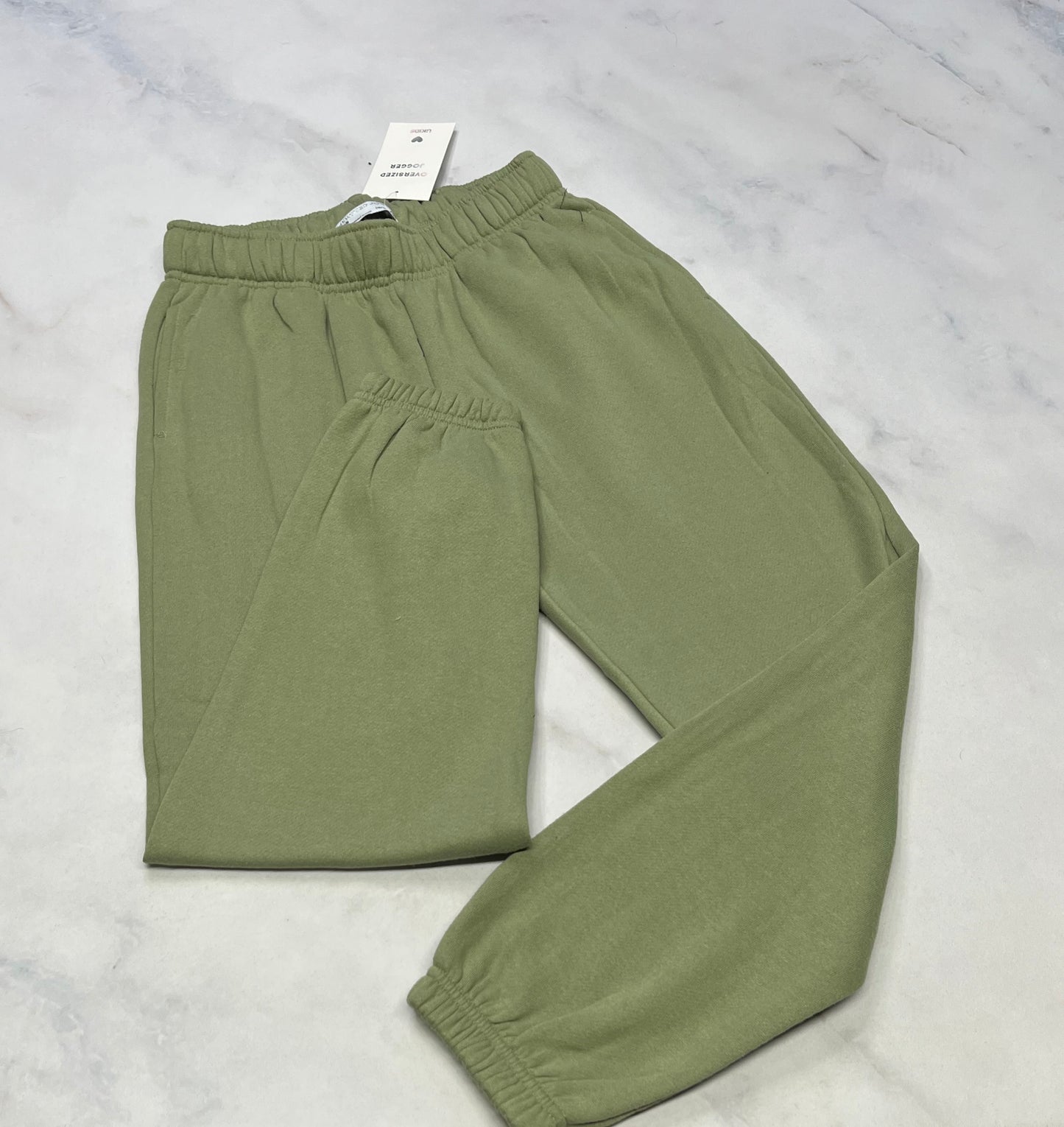 Jogger : Coupe Over size / tendance fille . 6,8 et 10-12 ans