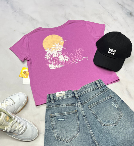 😍ROXY : manche courte fait 12 ans fille coupe tendance neuf ! Beau logo au dos .