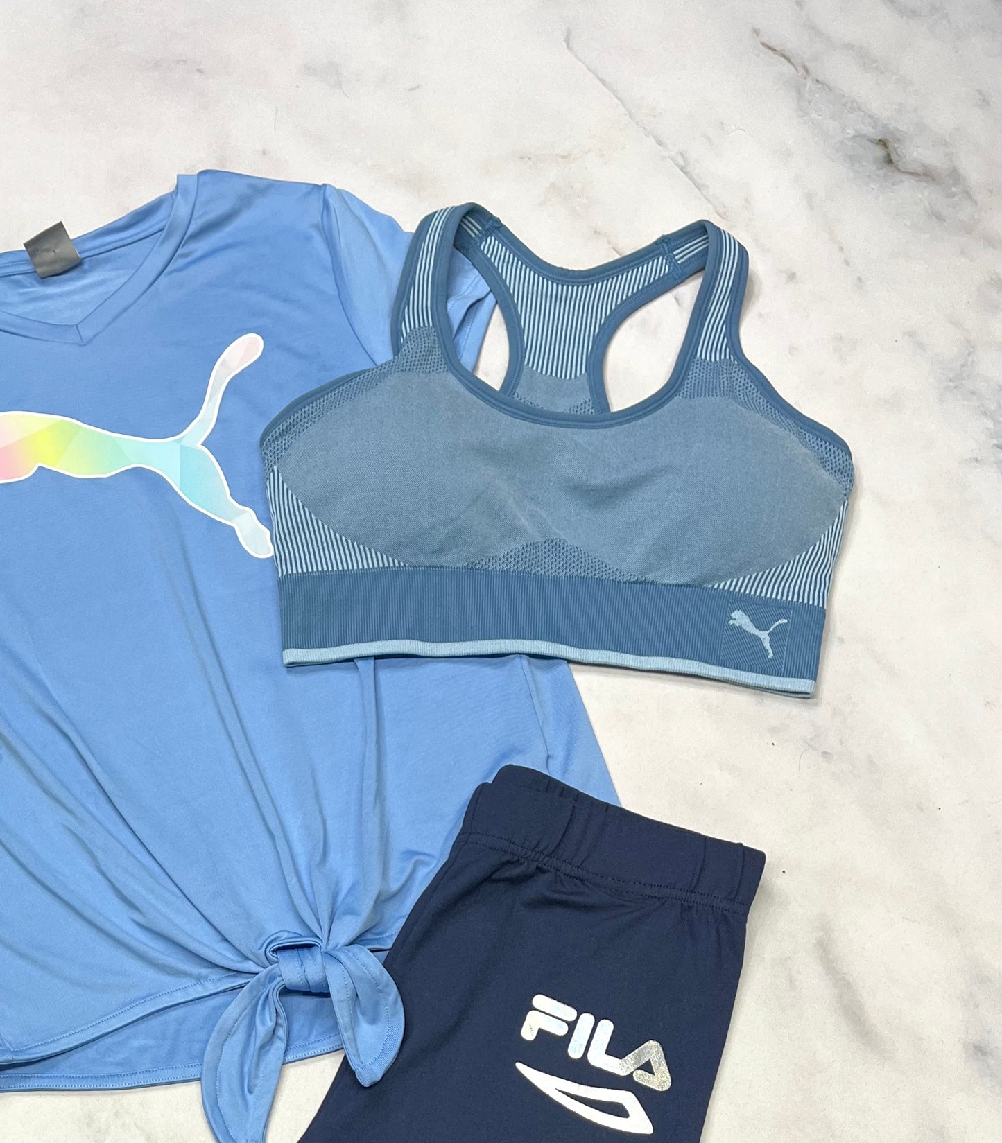 😍 Top : Puma sport stretch fait 14-16 ans fille / ado neuf! Pad.amovible .