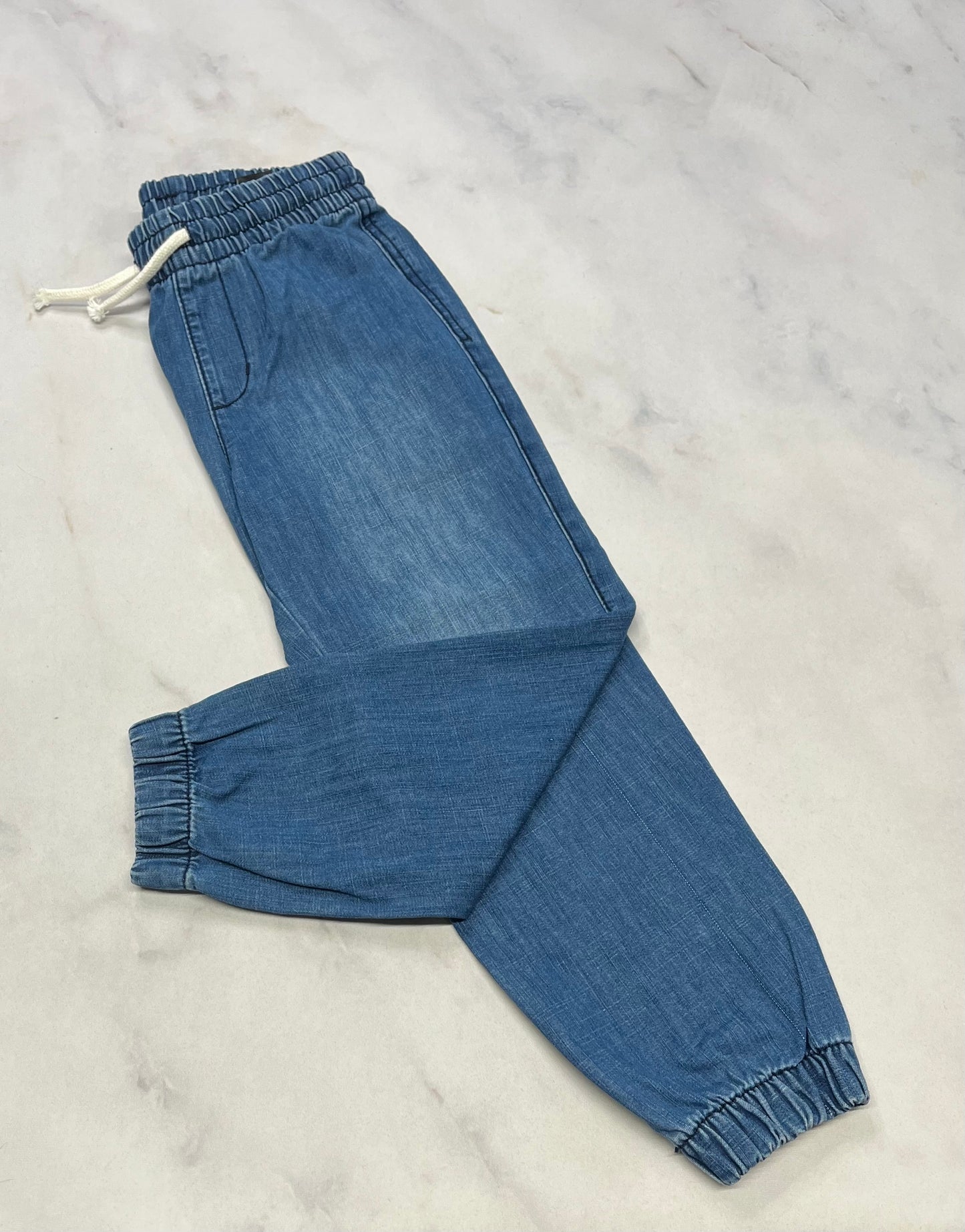 Jeans : Taille et bas élastique