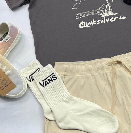 🌴1 paire de bas : VANS gr : 0/S femme neuf ! Couleur crème.