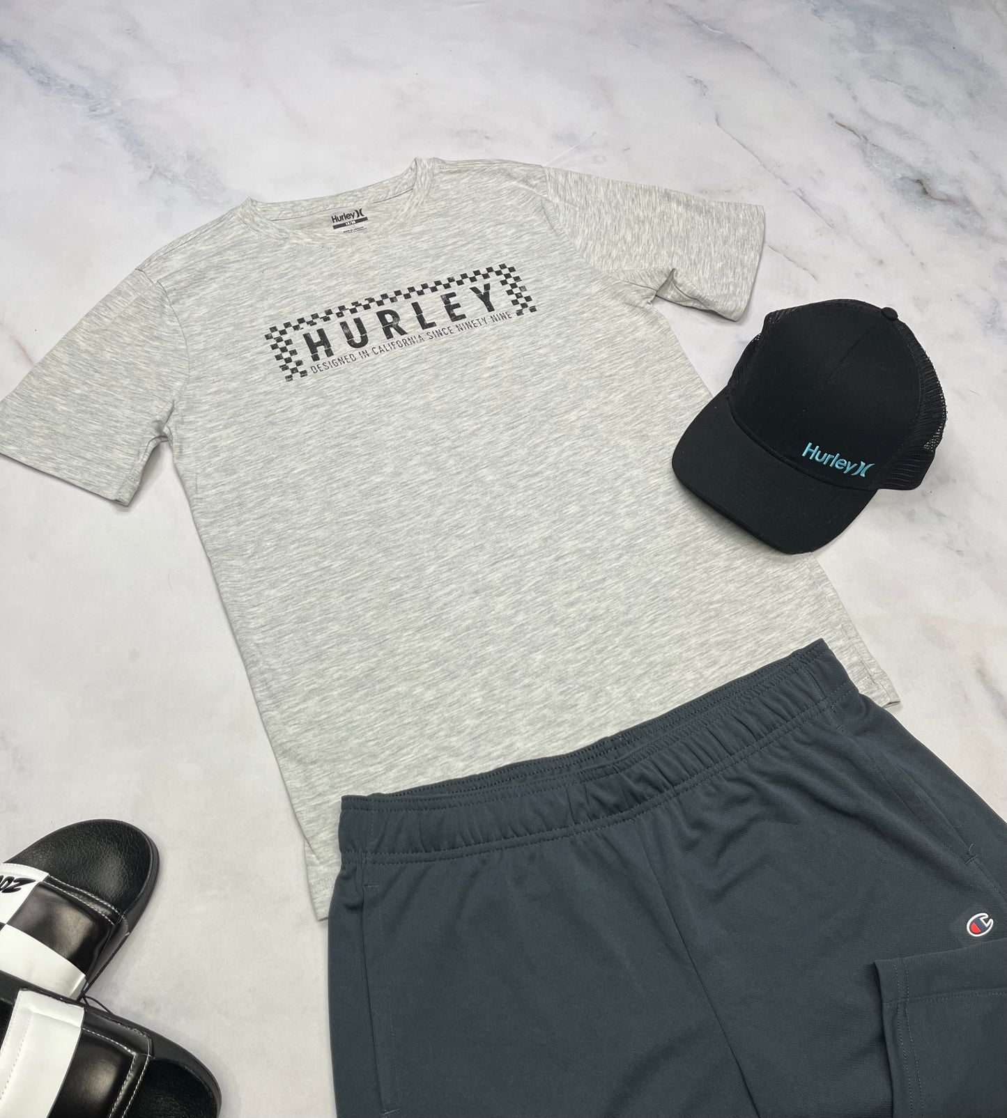 🌴 T-Shirt : Hurley gris /beige soft 18-20 ans garçon neuf !