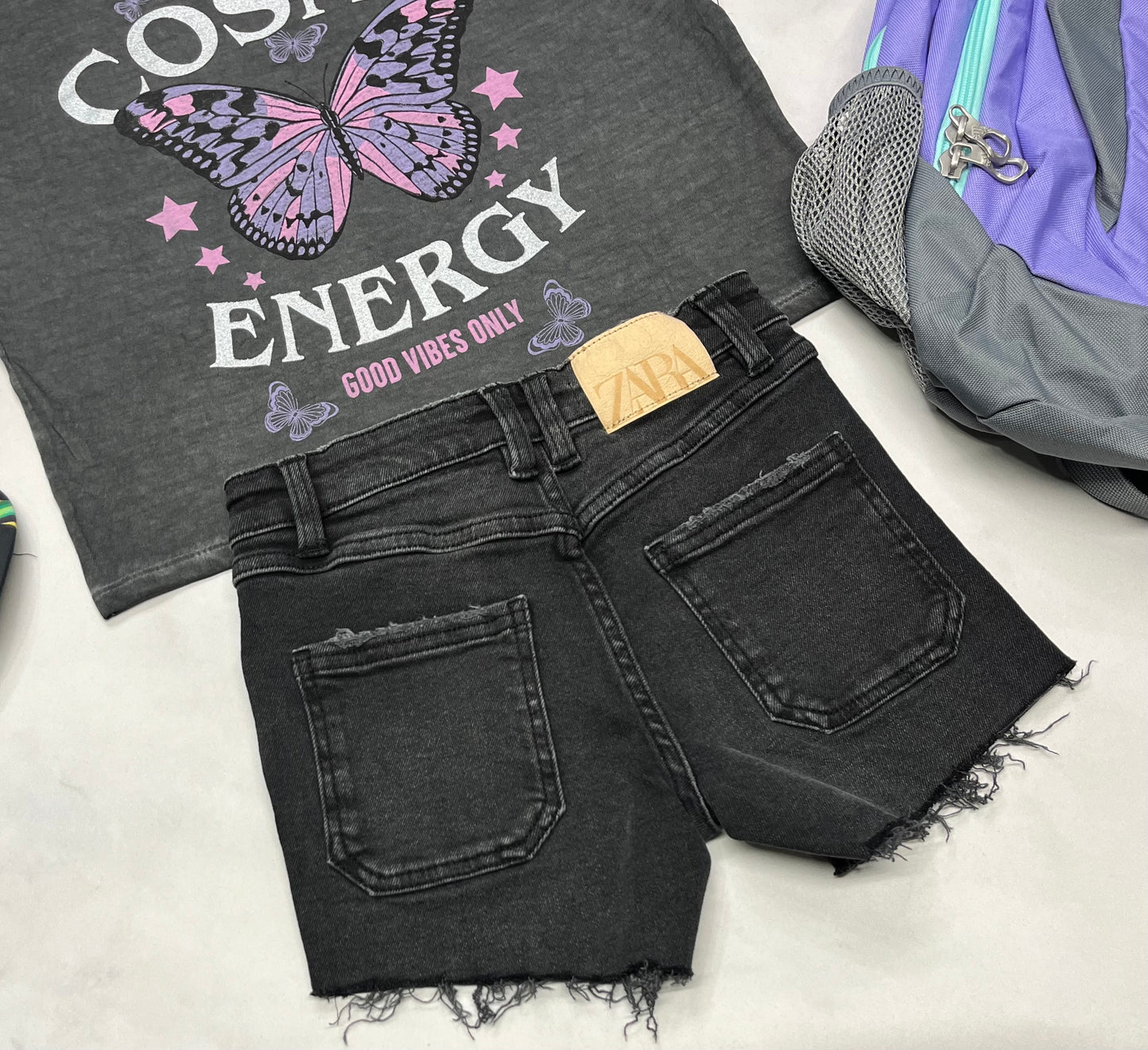 💜 Short : ZARA en jeans stretch 7 ans fille ajustable neuve .