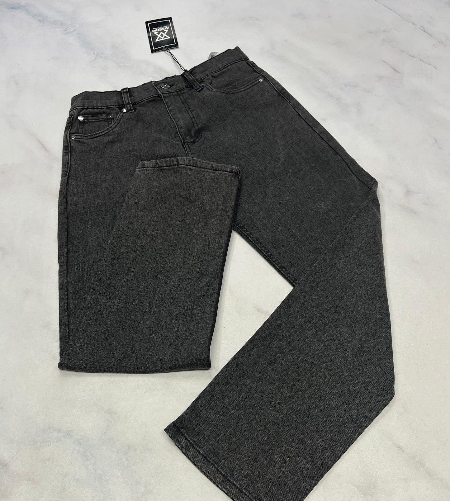 Jeans stretch: Arsenic coupe relax / tendance 11-12 ans et 13-14 ans . Neuf!