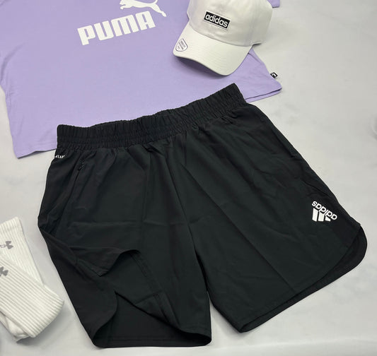 💜 Short Adidas : tissu de sport léger L/ femme coupe relax neuve .