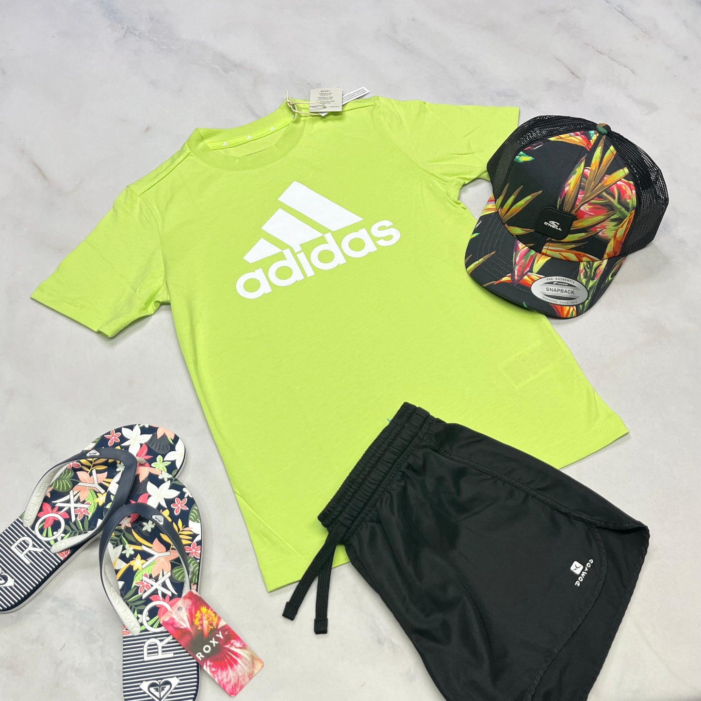 🫶 Manche courte : Adidas 9/10 ans fille neuf !