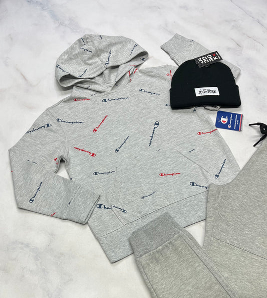 💫 Cagoule Champion : pas trop mince ni épaisse 7 ans garçon neuve . Coupe confo .