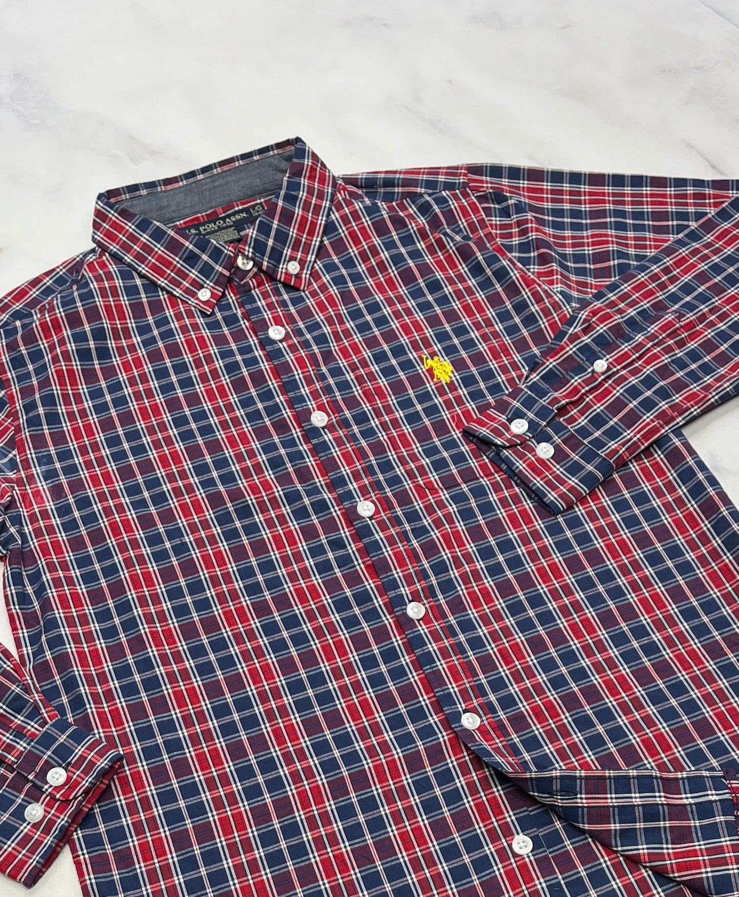 Chemise : tissu chic mou/ confo . Comme neuve 14-16 ans .