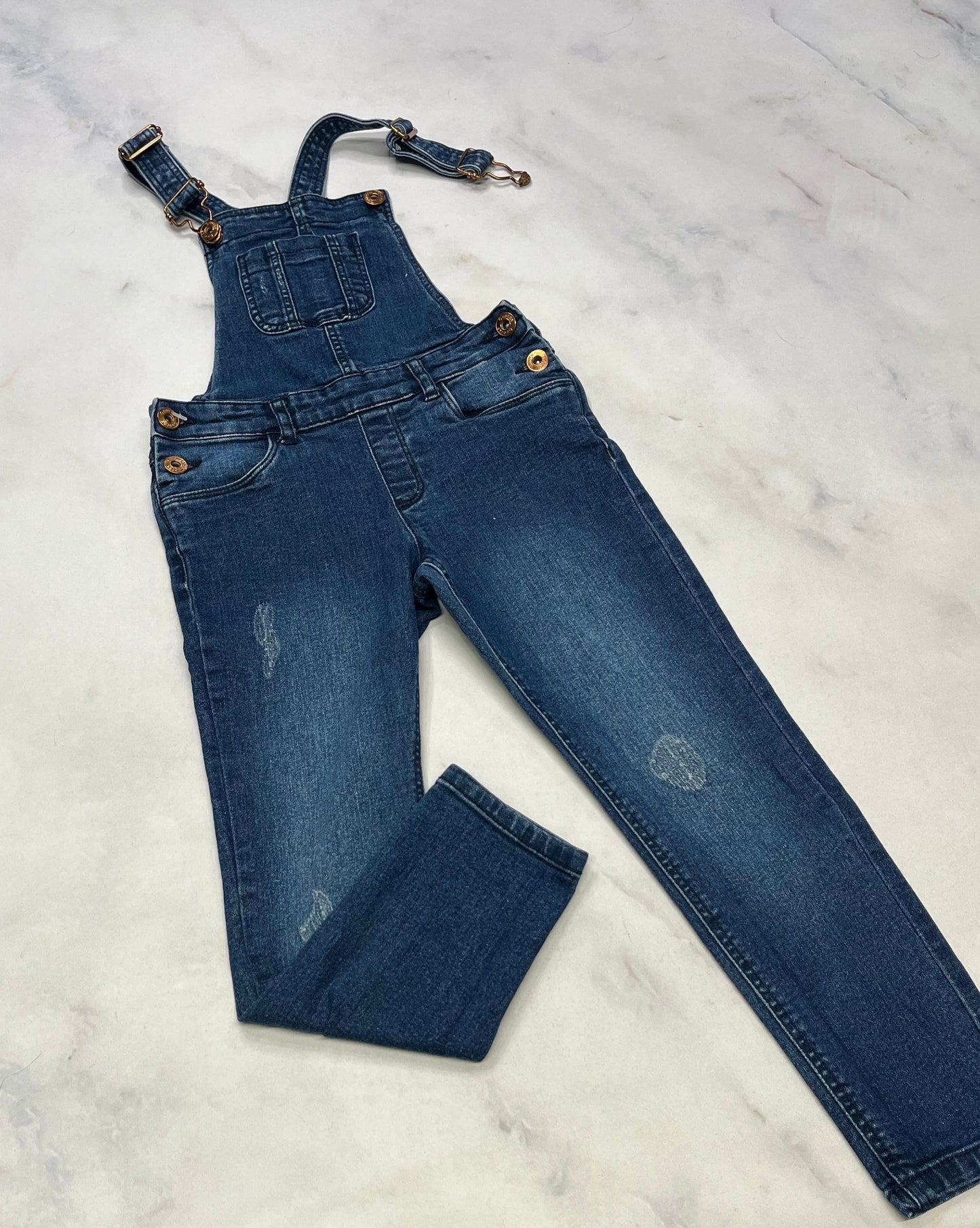 Salopette 6(5-6 ans ) stretch comme neuve !