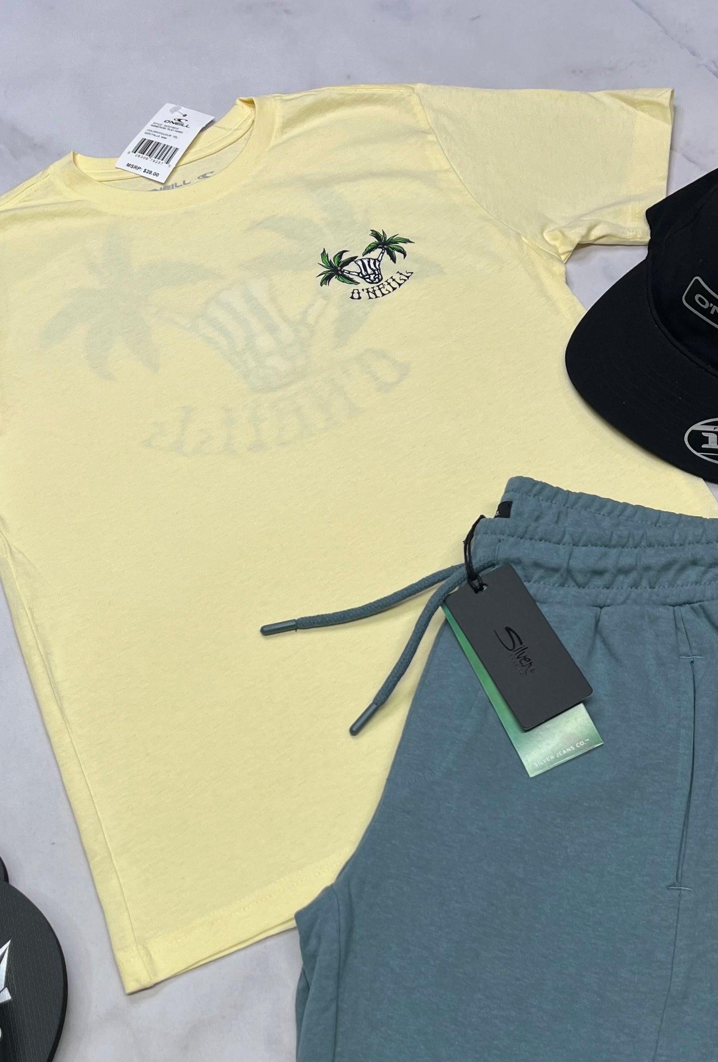 ☀️ T-Shirt : O’Neill 10-12 ans garçon neuf ! Beau logo au dos .