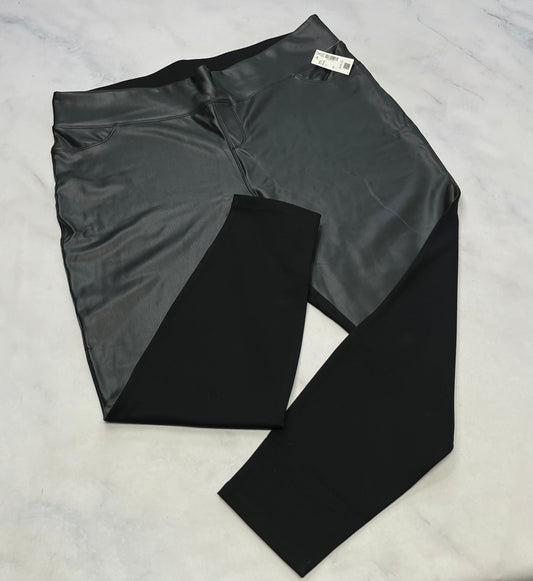 Skinny Jeg Penn : stretch / confo . Devant  effet cuir et derrière en tissu stretch . 2XL femme .