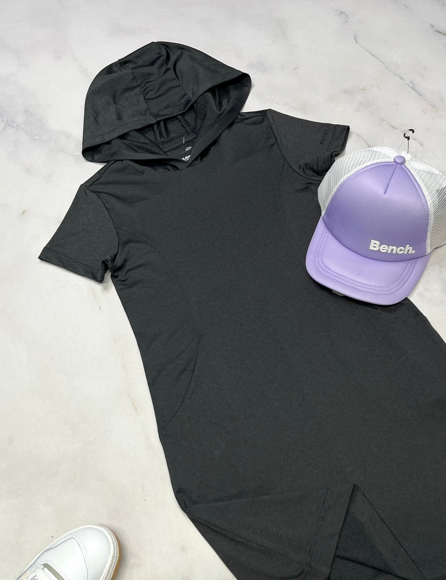 🤩Robe Black Mountain : tissu sport stretch (charcoal foncé ). Poches sur les côtés 10(9-10 ans ) fille comme neuve .