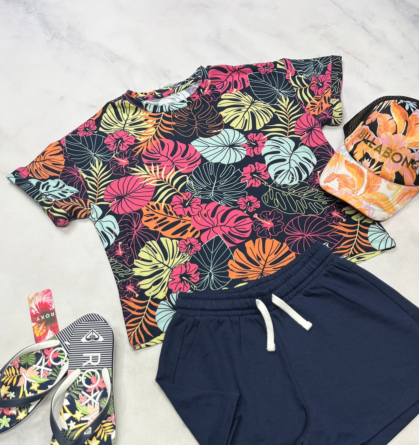 🌷Manche courte : Ultra soft / stretch 10 ans fille look ample neuf !
