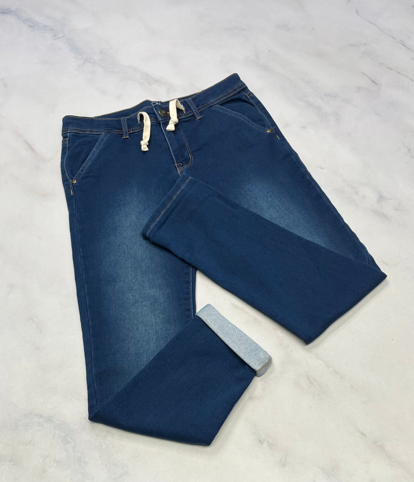 Jegging jeans : ultra mou confo ! 16(14-16 ans )fille . Comme neuve .