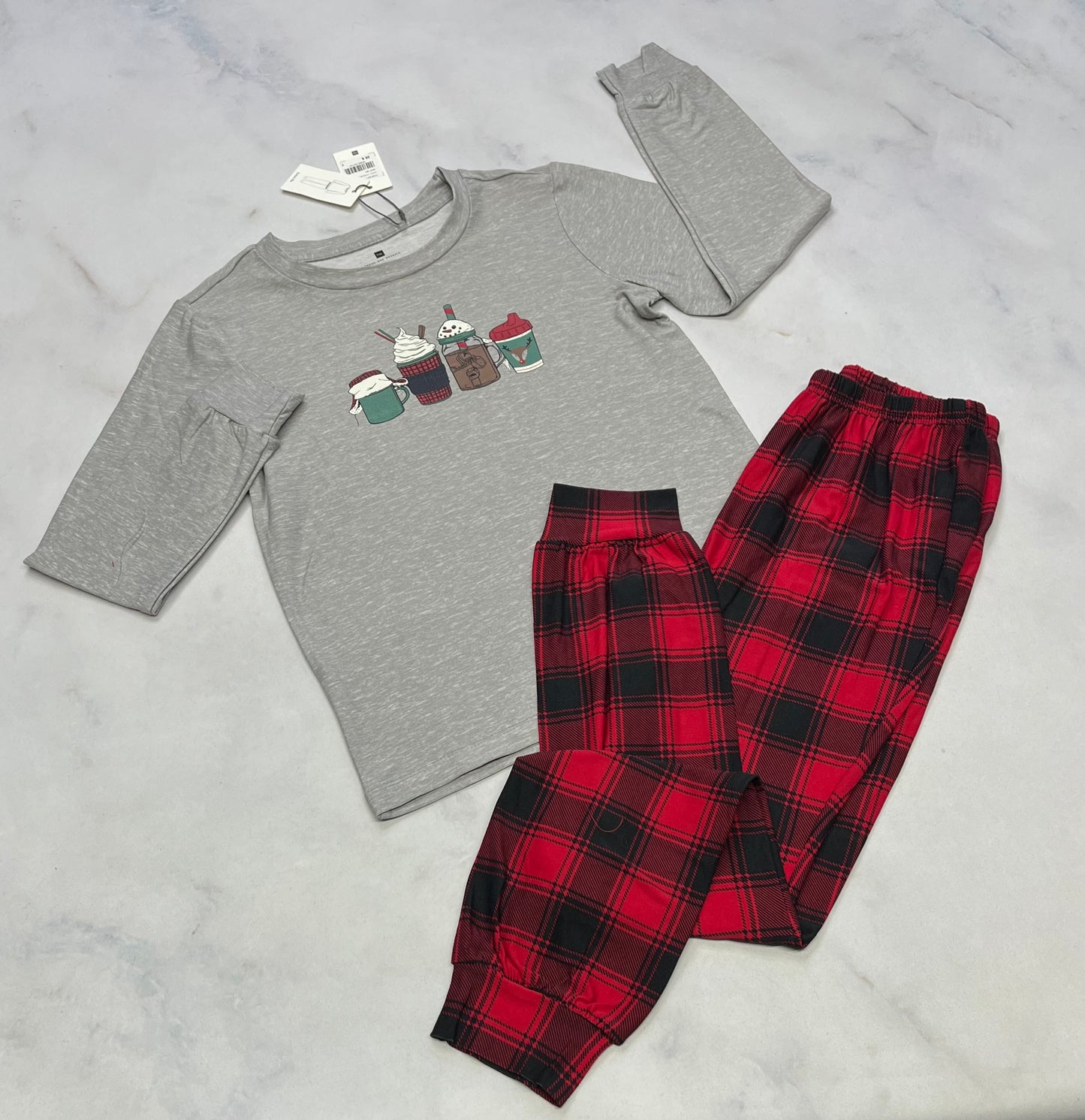 Pyjama : Tag soft stretch neuf ! 7 ans fille .