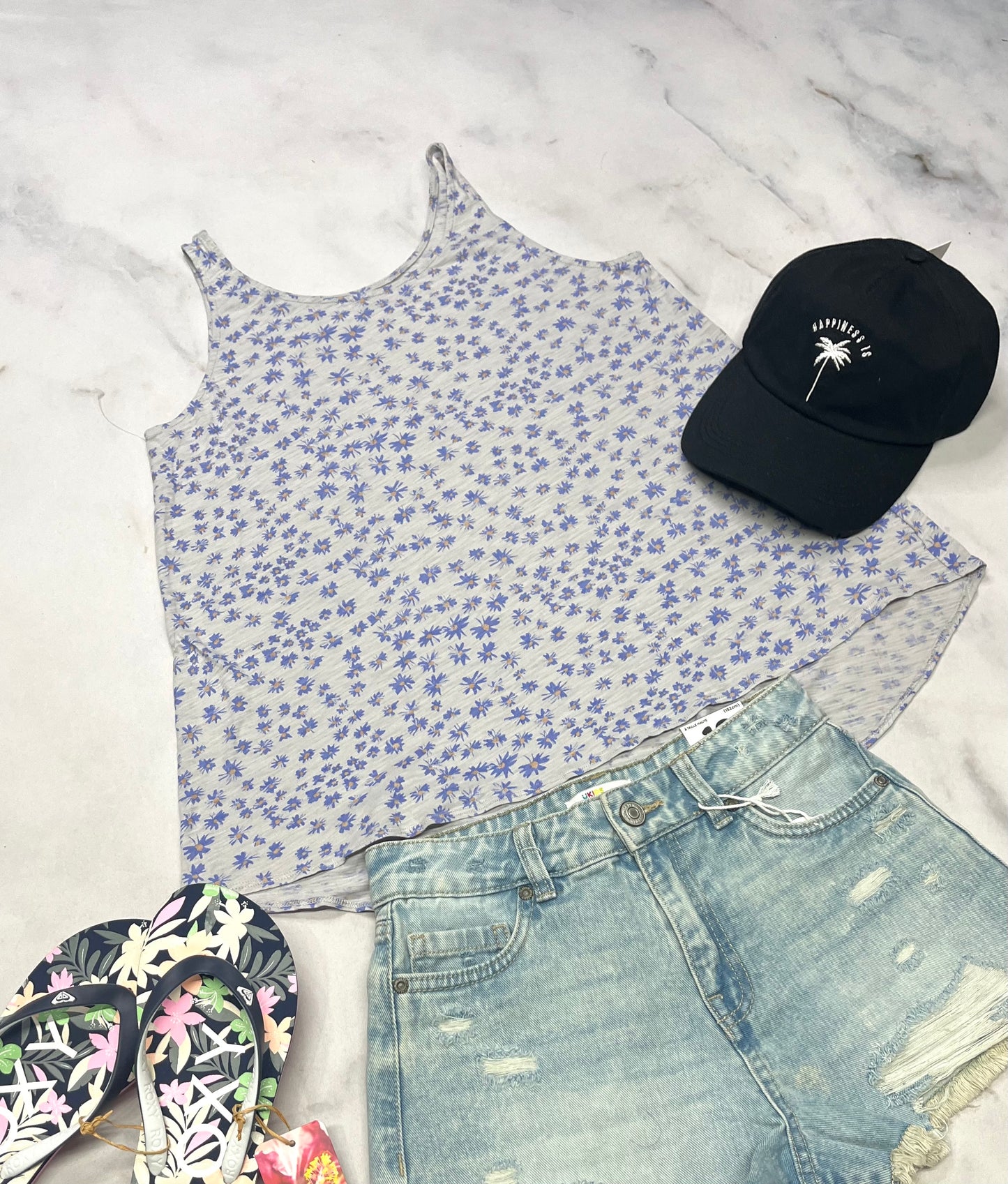 🌴 Camisole : fleurie Old N. Ultra soft 14 ans coupe confo comme neuve !