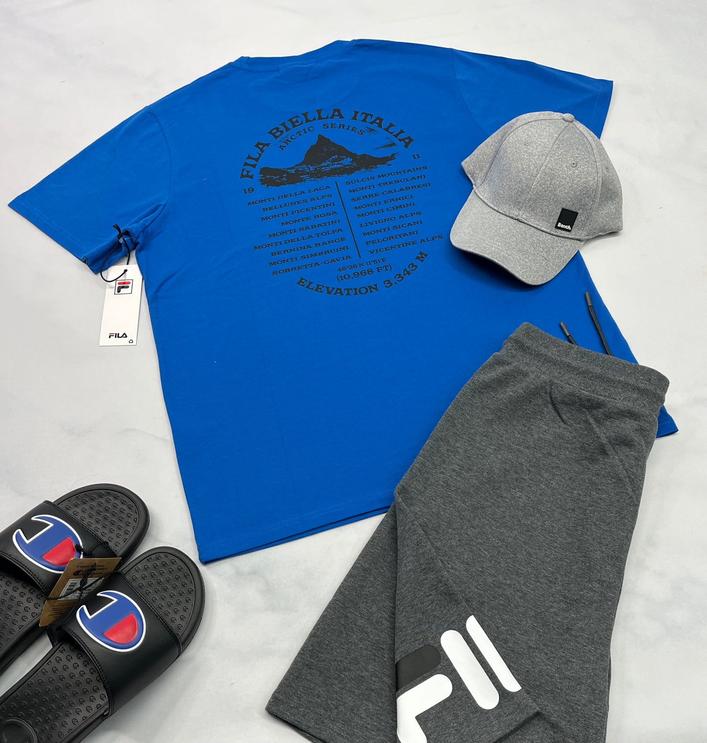 💙 T-Shirt : Fila M/ homme coupe confo neuf ! Beau logo au dos . Neuf !
