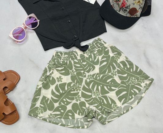 🌿 Short : fleurie taille haute tissu hyper léger et souple . 5 ans fille neuve .