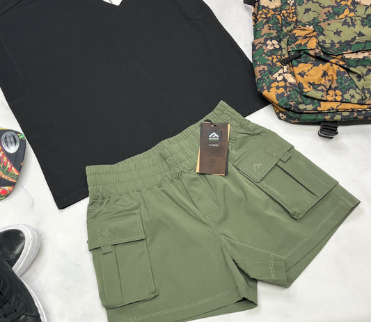 🌴 Short : Black Mountain cargo en tissu de sport 10 ans fille neuve.