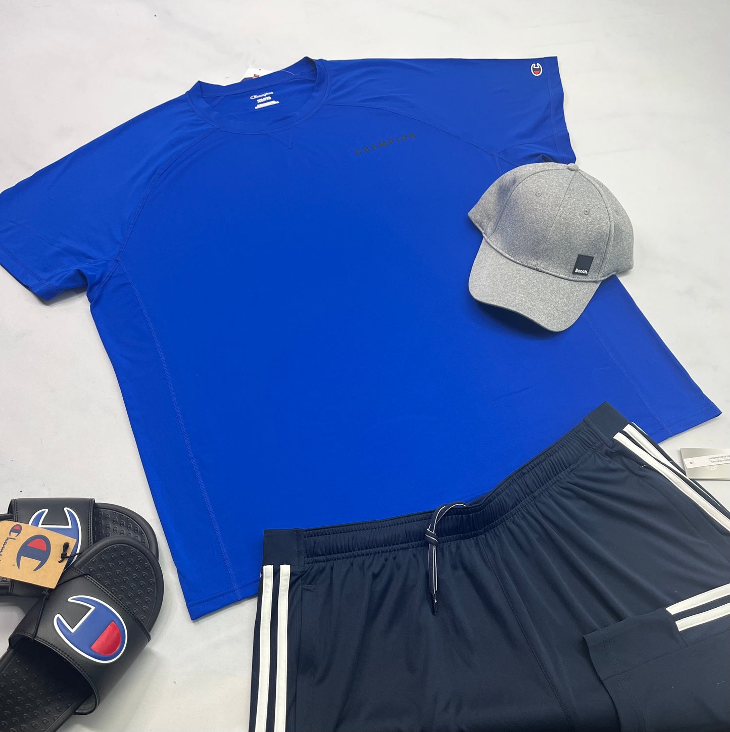 ☀️ T-Shirt : Champion en tissu de sport extensible 2XL homme neuf ! Fait sa taille .