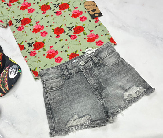 🌹 Short jeans : 6 ans taille ajustable neuve.
