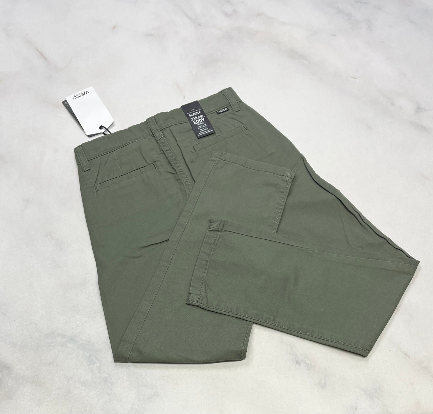 Pantalon : mou Wesc ajustable neuf! 5 ans et 6 ans dispo .