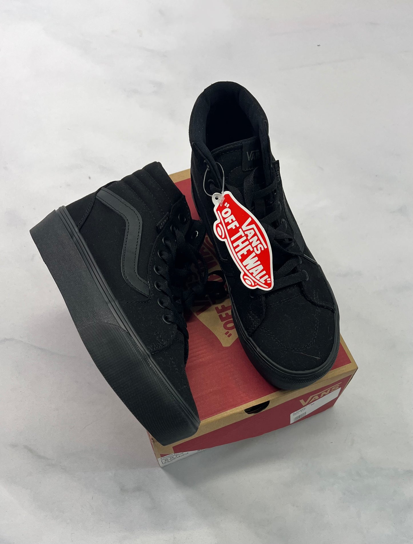 VANS : Bottillon noir neuf ! 6/ femme ( 22.5 cm)