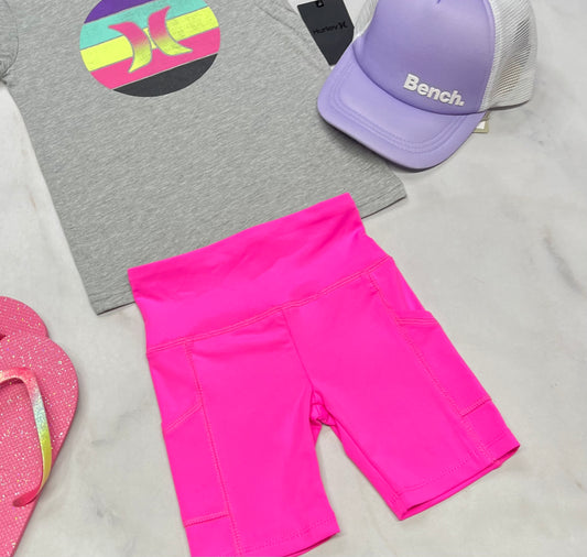 💕 Cuissard sport : avec poches sur les côtés . Rose néon taille haute . Fait 5 ans fille.