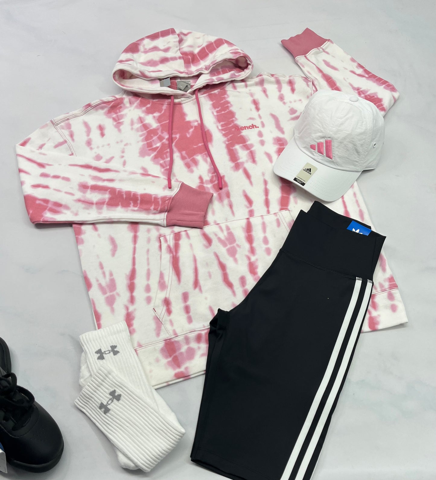 🩷Cagoule : ouaté BENCH souple confo . Logo au devant look tie dye tendance . L/ femme neuve !