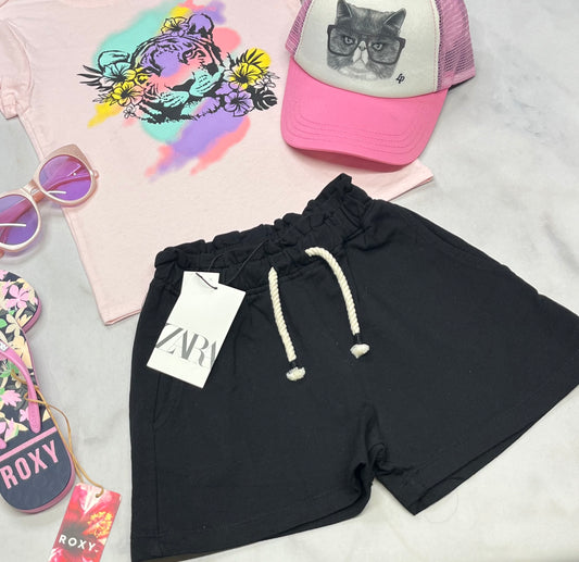 🩵 Short : taille haute Zara ( noir ) en coton souple 5-6 ans fille neuve .