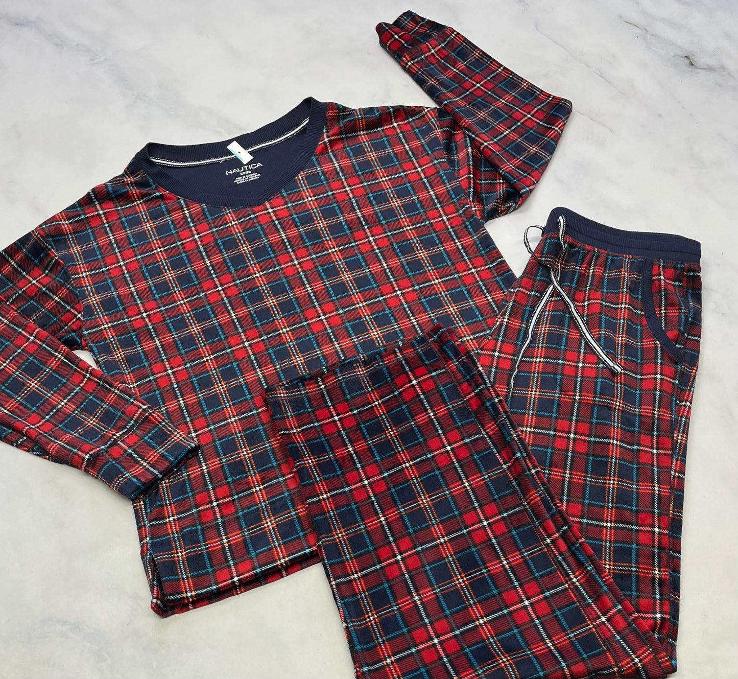 Nautica : Pyjama ultra doux et stretch dans tout les sens . Logo brodé au devant . Neuf ! Small femme .