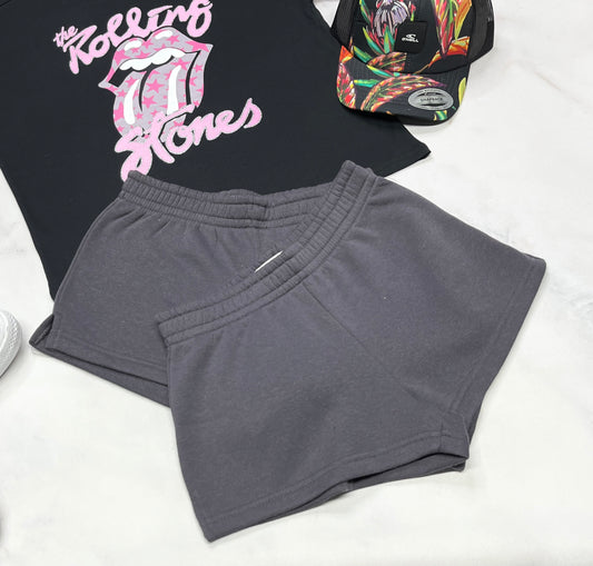 🌷Duo : 2x shorts en ouaté charcoal douce à l’intérieur. 10-12 ans fille neuve.