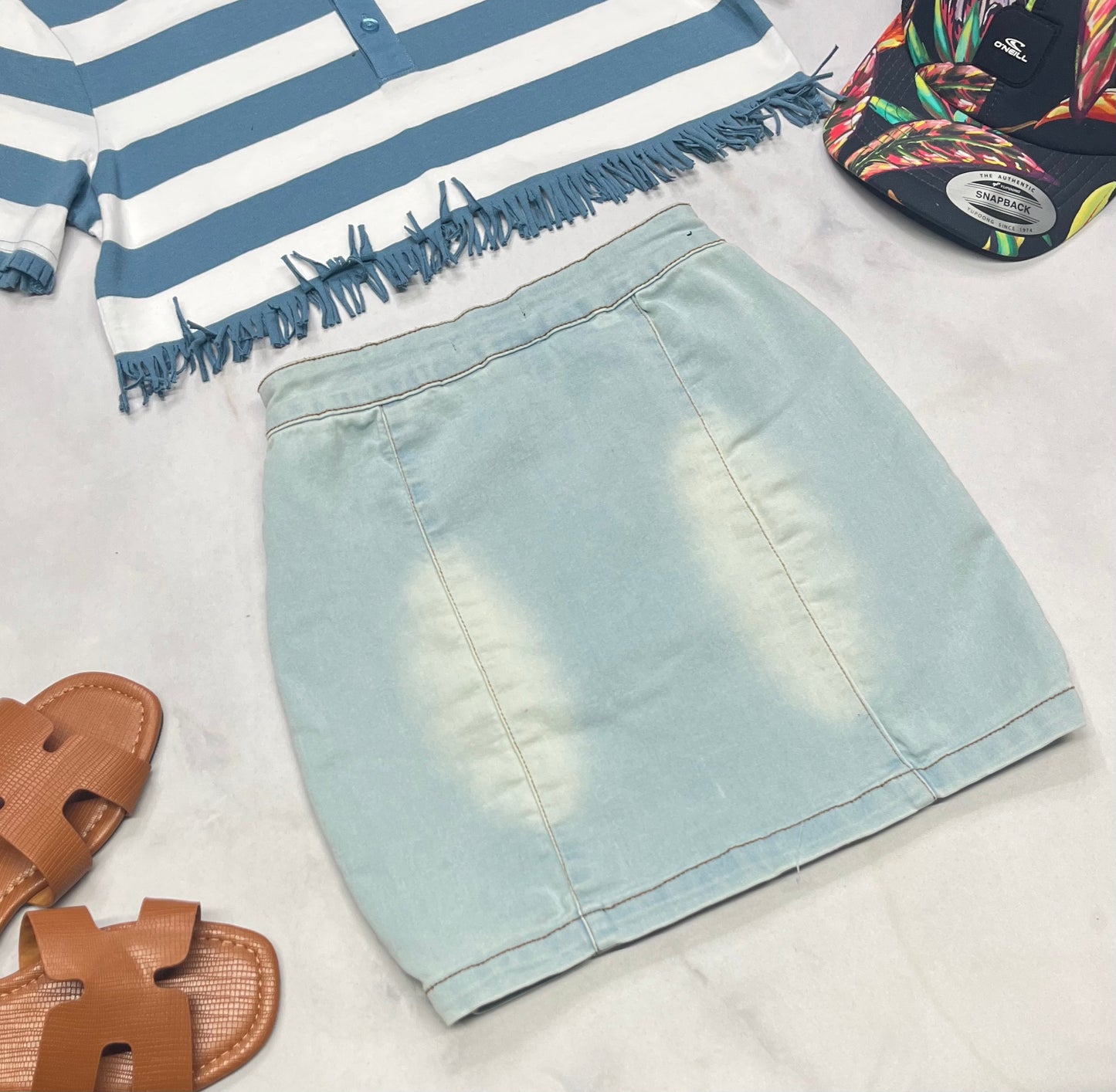 ☀️ Jupe : Jeg. Jeans ultra molle et stretch . Taille haute 7 ans fille comme neuve .
