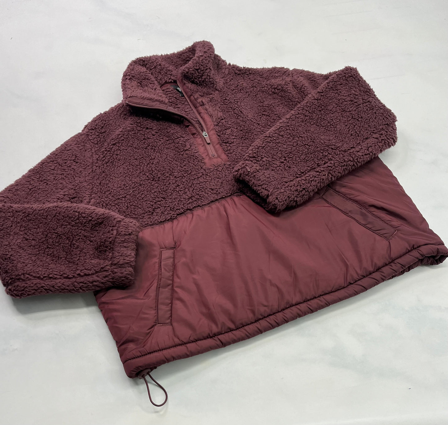 Par dessus : Manteau demi zip tissu Sherpa doux confo . Fait L/ femme neuf !