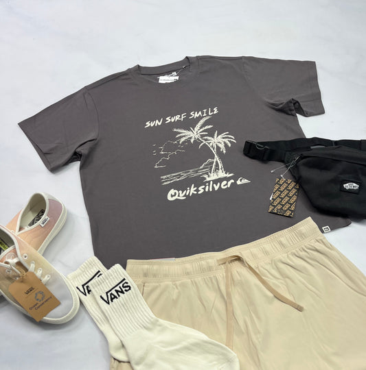 🌴 T-Shirt : Quiksilver coupe BOXY tendance neuf ! M et L femme. Neuf !