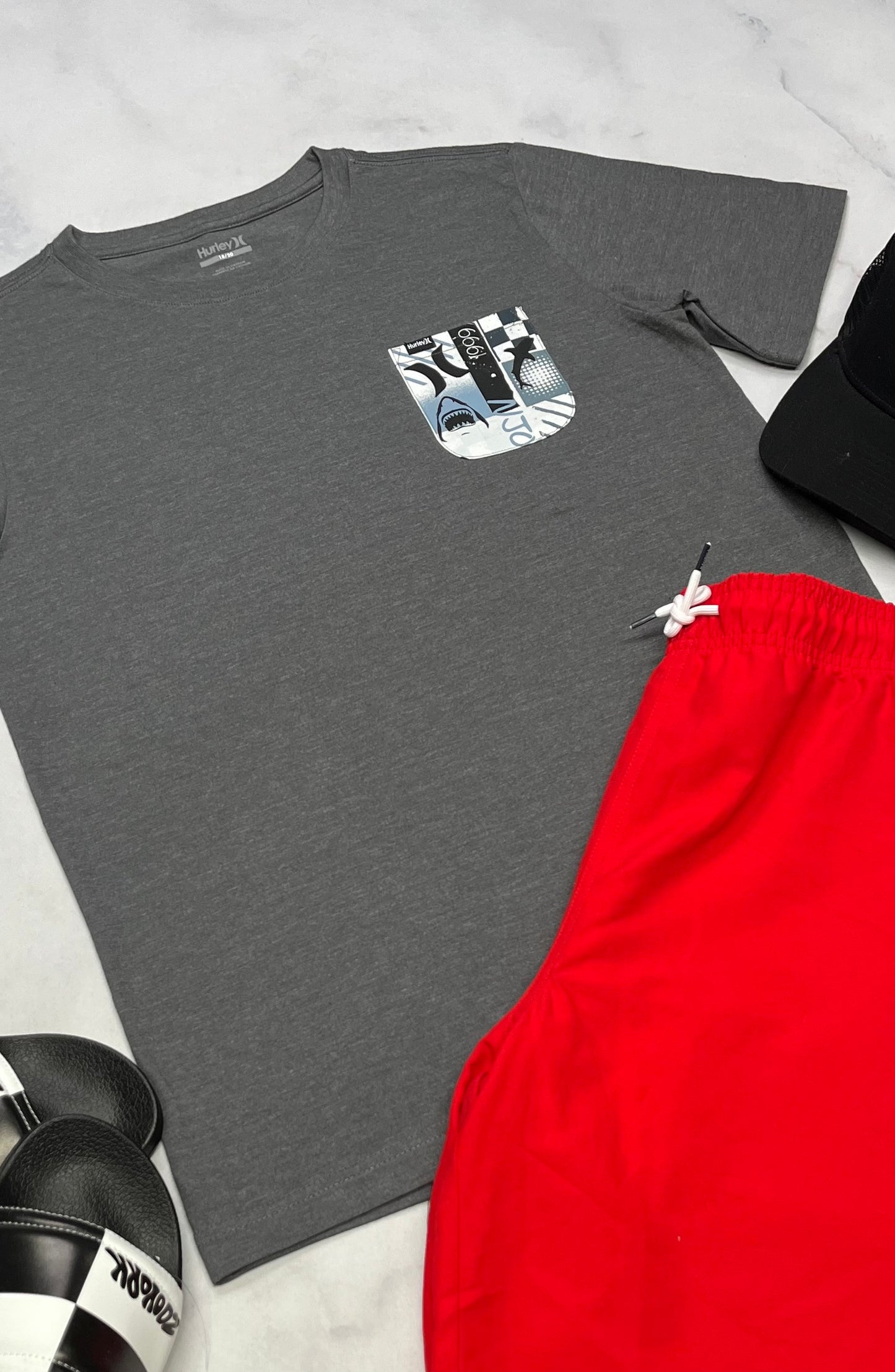 ☀️ T-Shirt : Hurley Charcoal 18-20 ans garçon neuf !