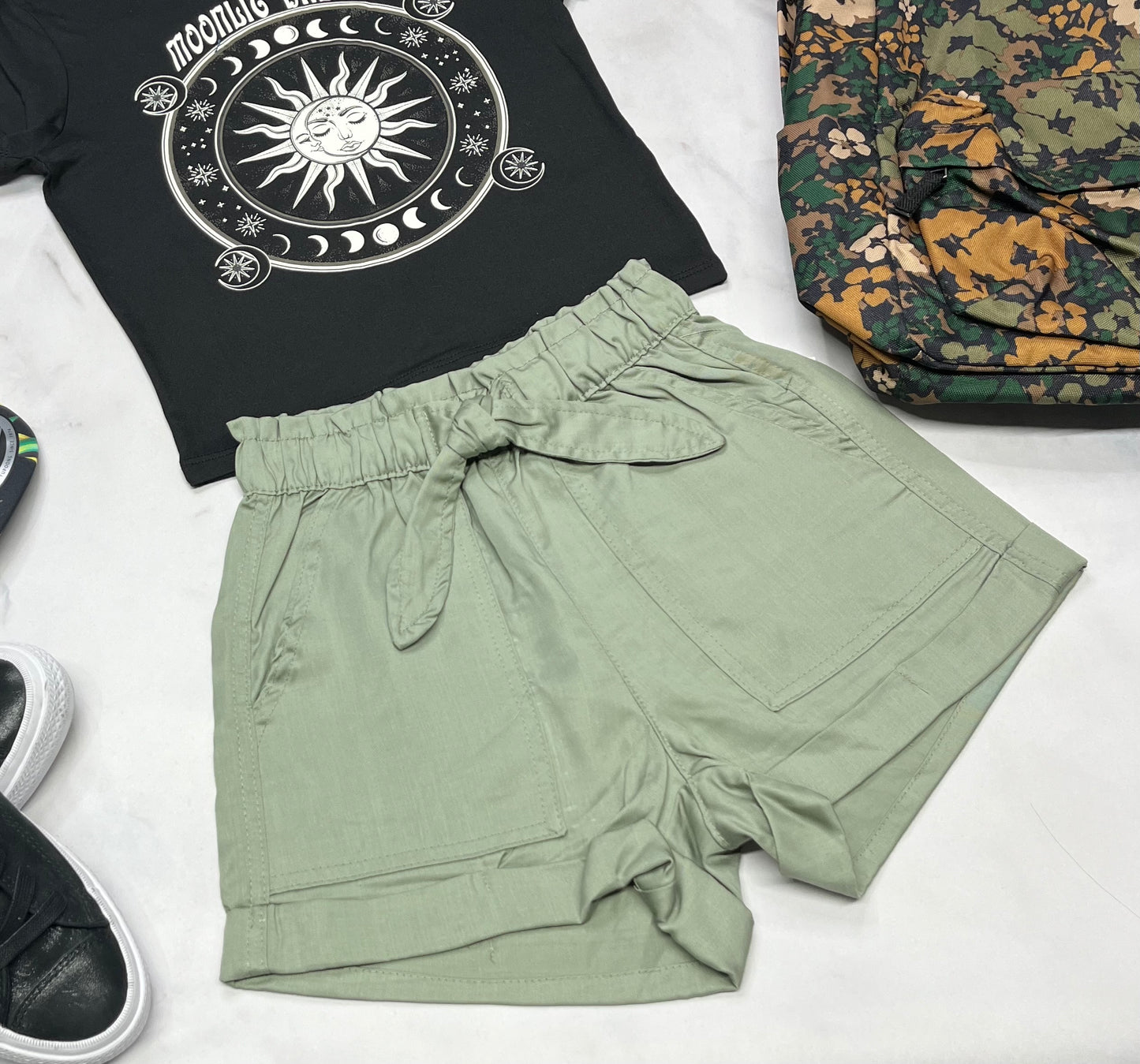 ☀️ Short : look lin souple . Taille haute avec élastique 7-8 ans fille neuve !
