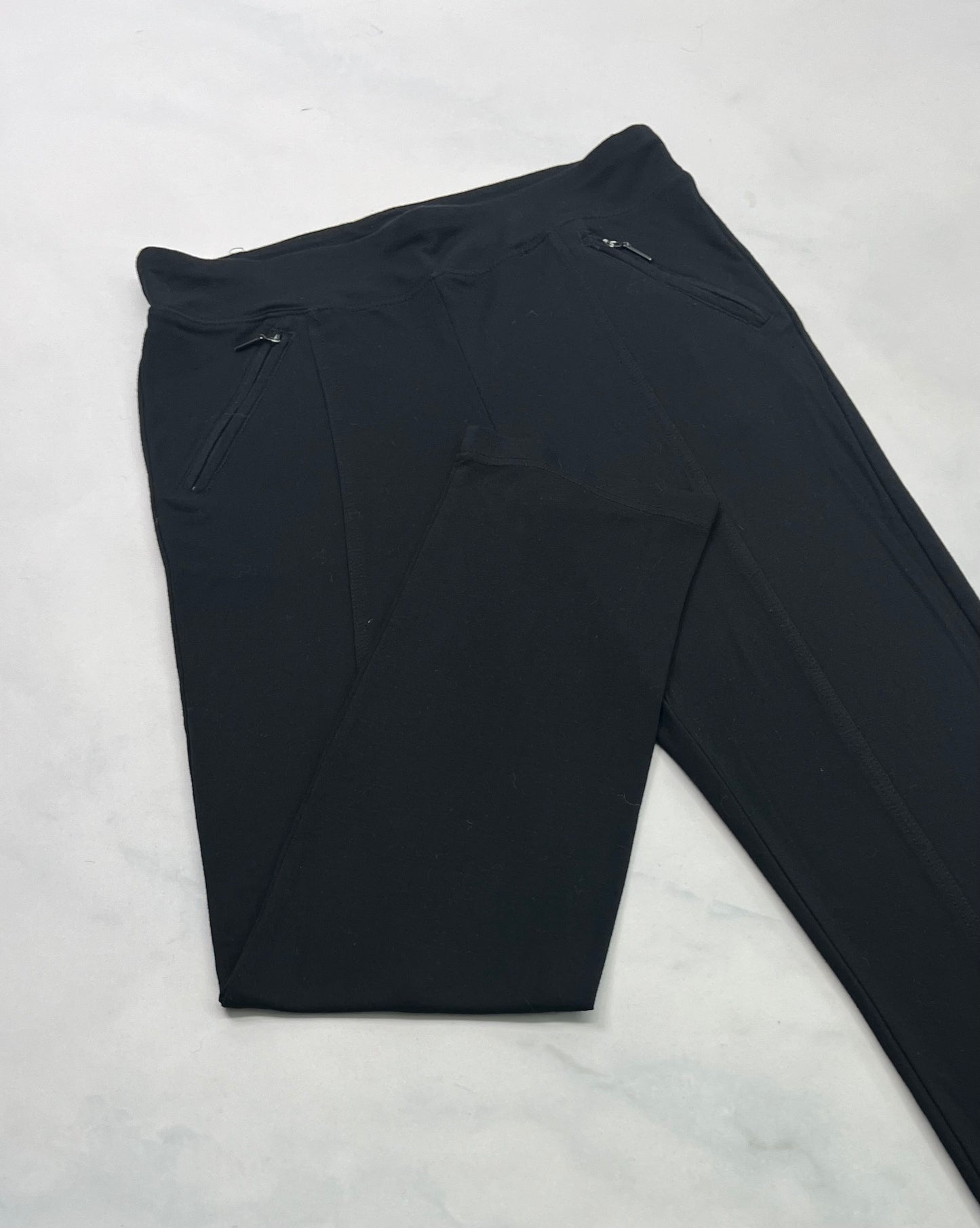 Pantalon noir : tissu jegging confo ! S’enfile comme un leg. M/ fit ( SM/ femme ) super état .