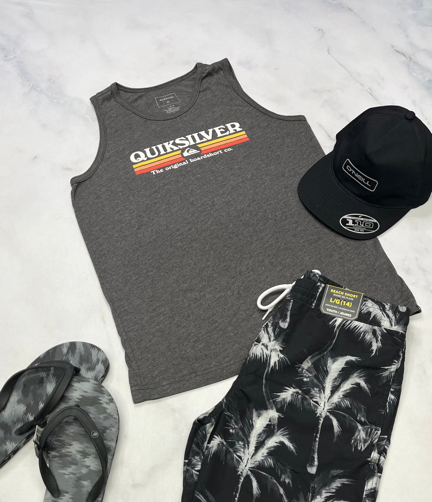 ☀️ Camisole : Quiksilver ultra soft charcoal fait 14 ans garçon comme neuve !