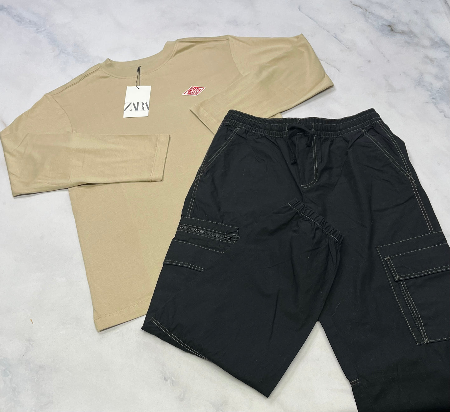 Duo neuf ! ZARA 11-12 + Jogger en coton confo 10-12 ans .